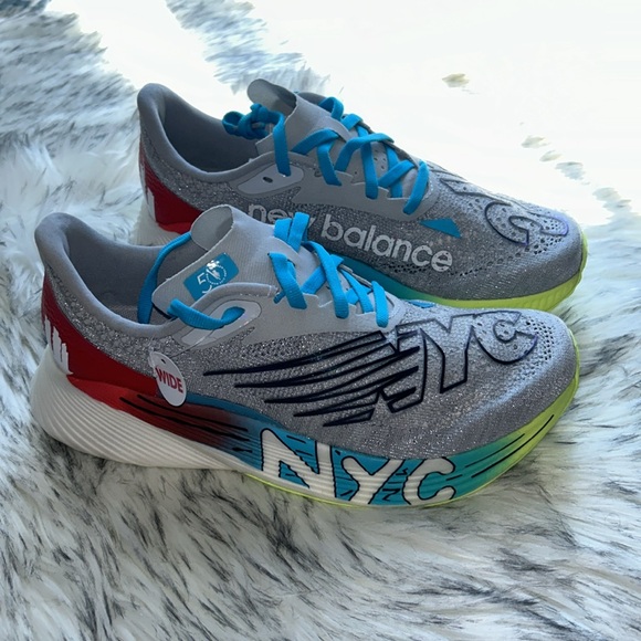 New Balance NYC Marathon Edition FuelCell RC Elite v2 - Picture 12 of 16